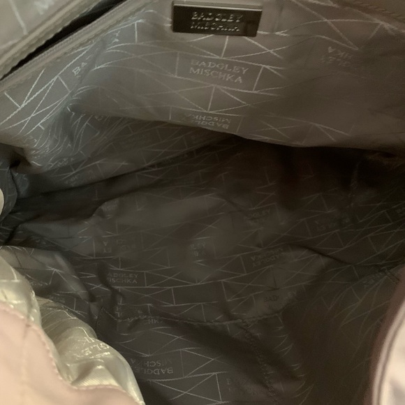 Badgley Mischka soft lilac handbag - Picture 6 of 7